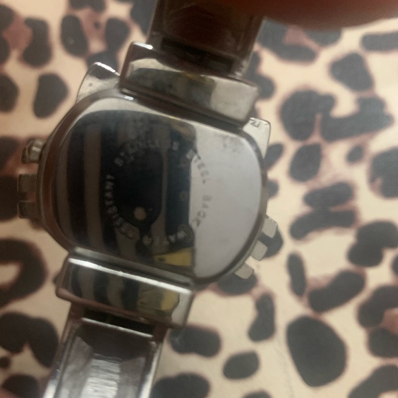 Hello kitty bracelet style watch - Picture 3 of 4